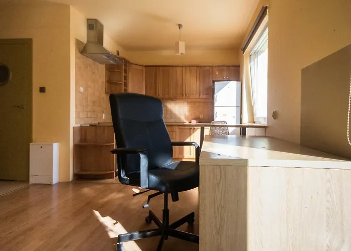 Metro Kabaty Apartman